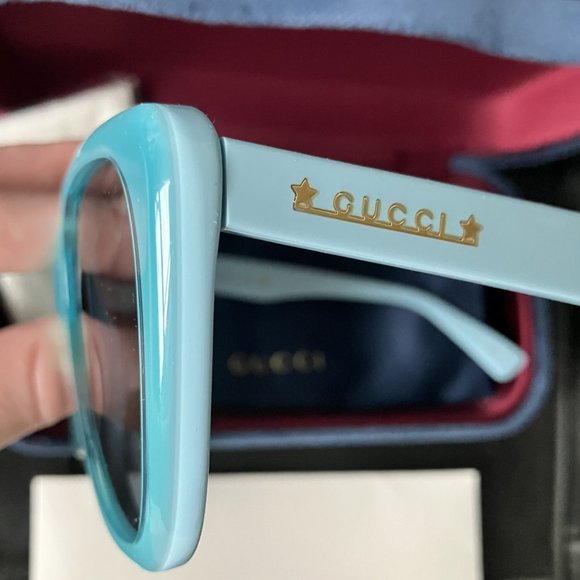 ⭐Host Pick⭐ Stunning and Rare GUCCI Blue Sunglasses - NIB - Picture 4 of 8